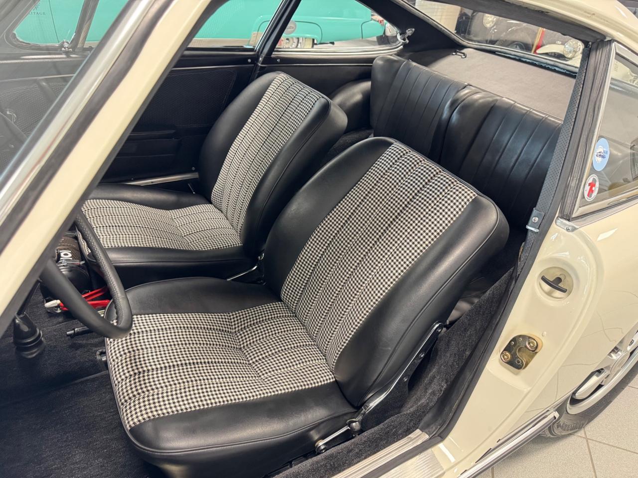 Porsche 911 2.0S SWB Coupe