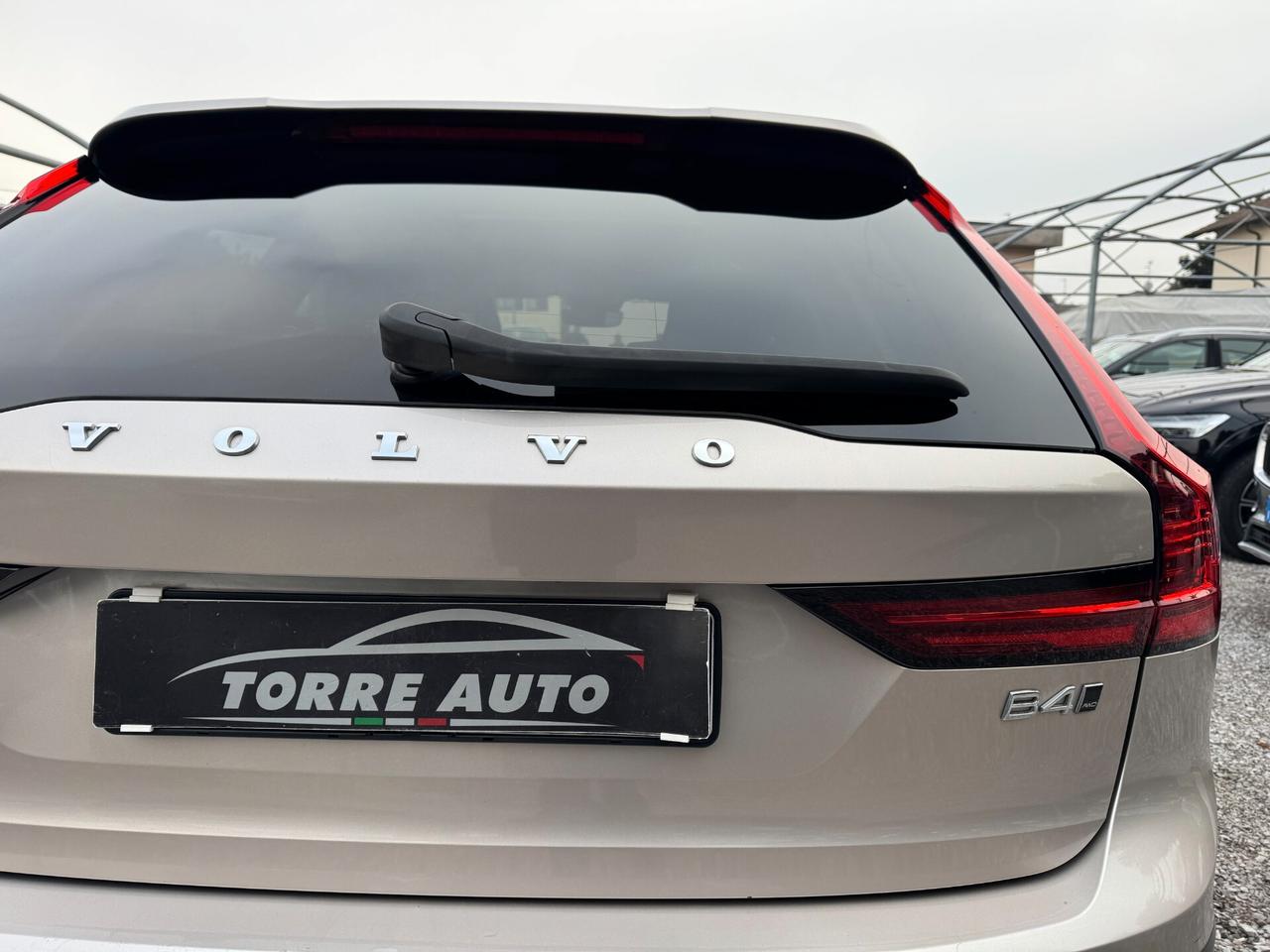 Volvo V90 Cross Country B4 (d) AWD automatico Ultimate