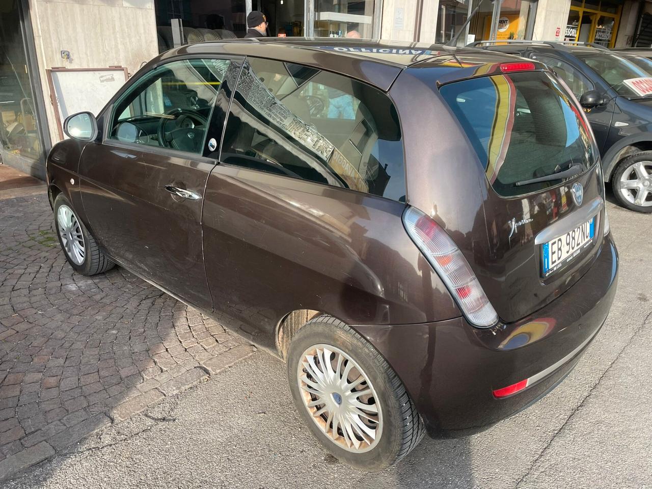 Lancia Ypsilon 1.4 Argento Ecochic GPL