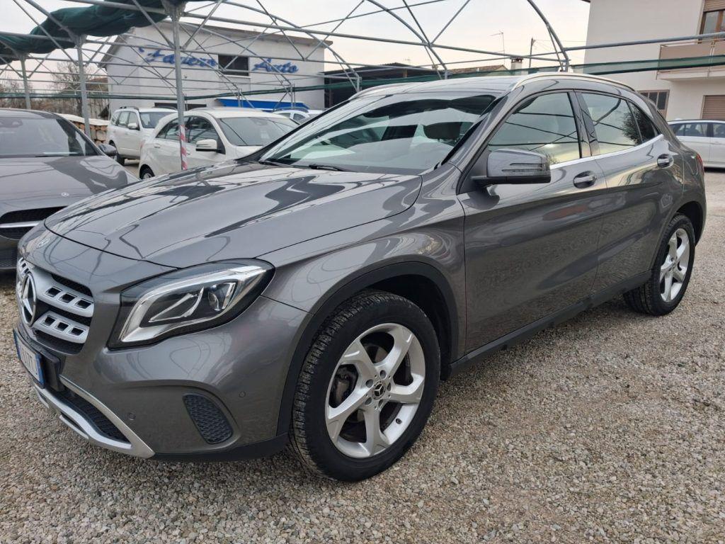 Mercedes-Benz GLA 200 d Automatic Sport