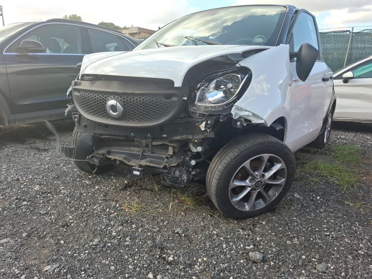 SMART FOR4 453 INCIDENTATA 2019