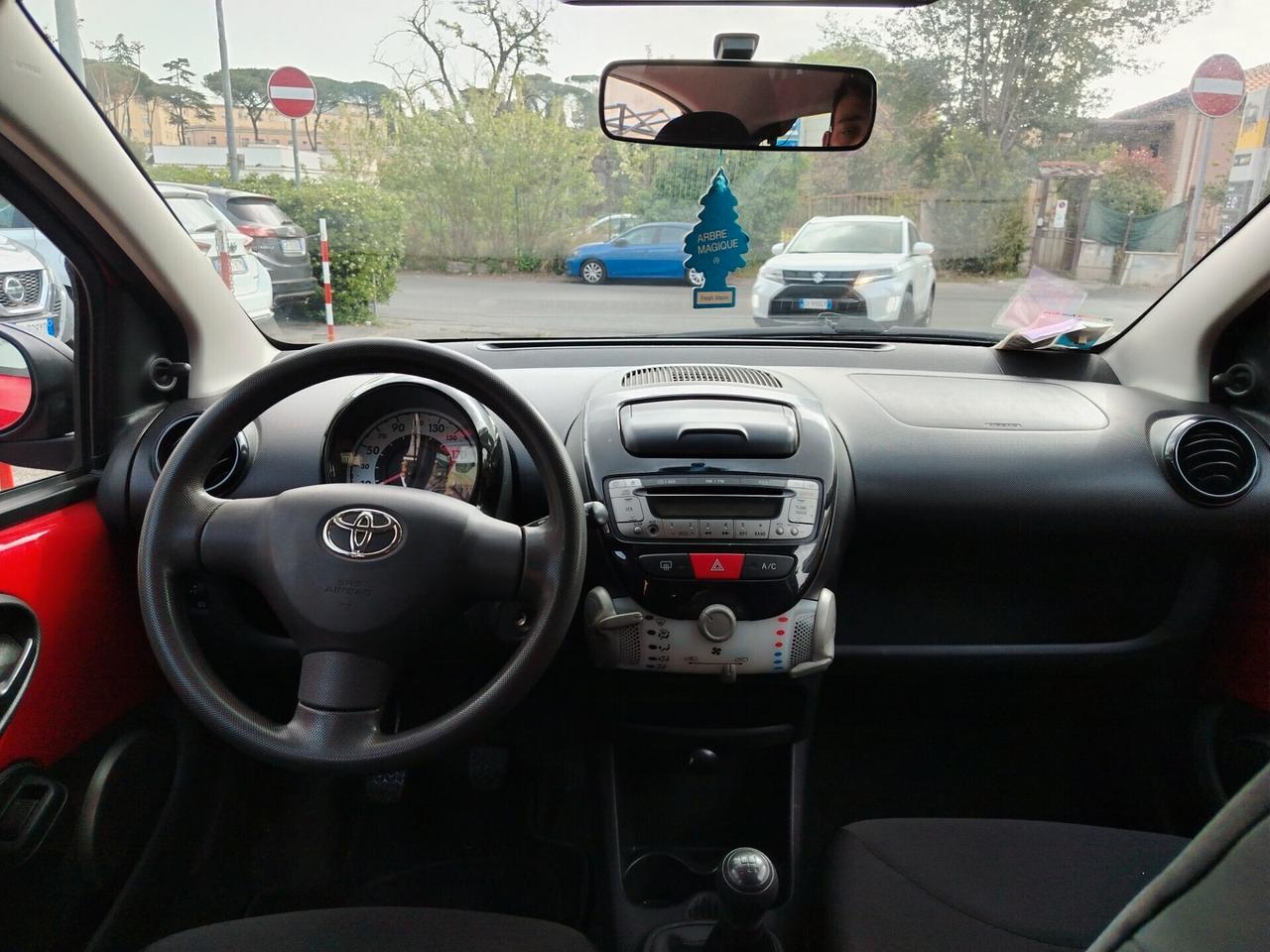 Toyota Aygo 1.0 12V VVT-i 5 porte Active Connect