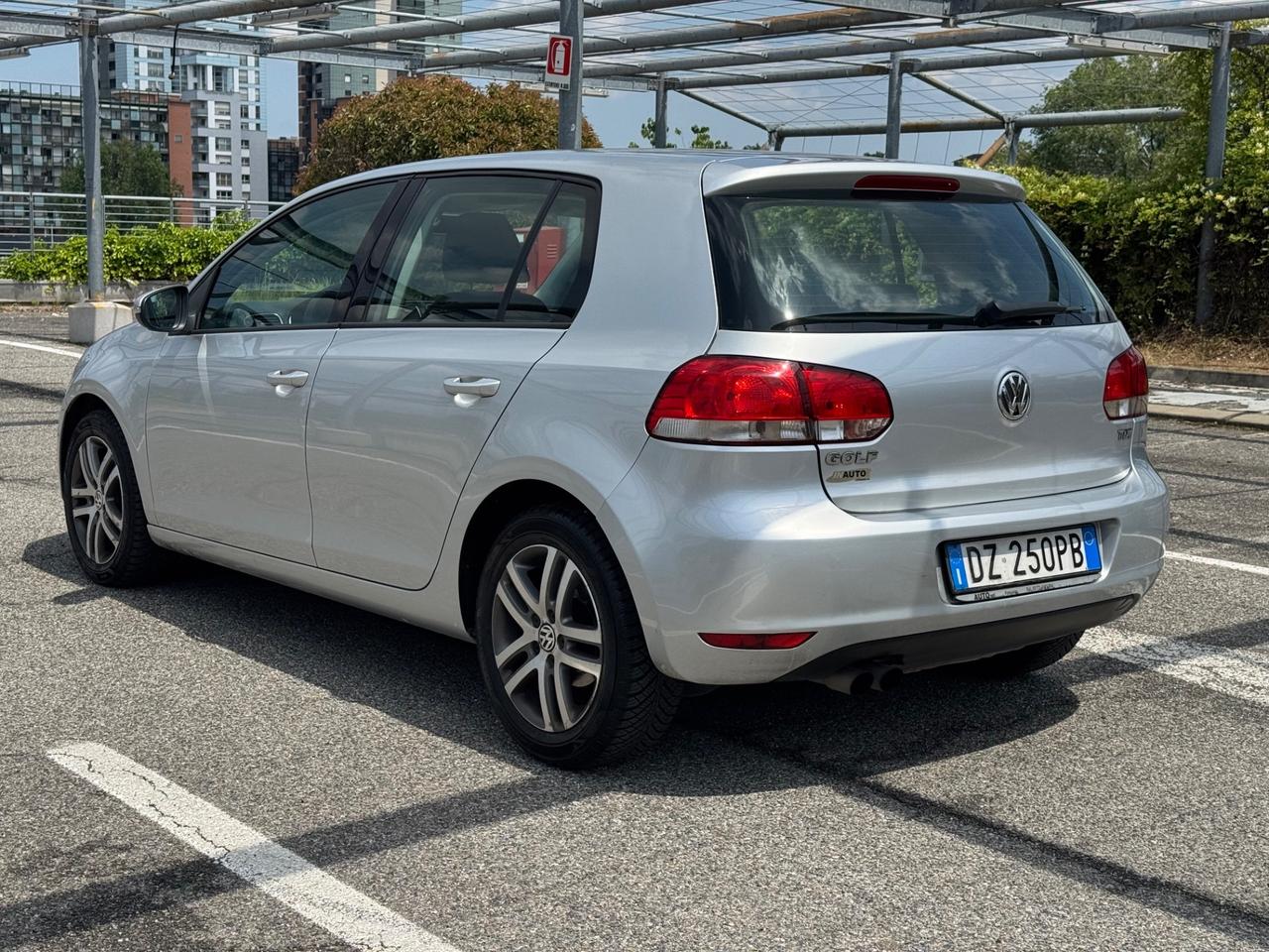 Volkswagen Golf 2.0 TDI 110CV DPF 5p. Highline