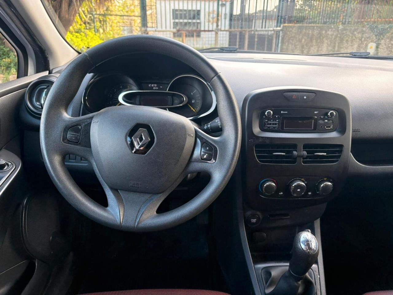 RENAULT CLIO 1.5 DCI SportTour - 2013