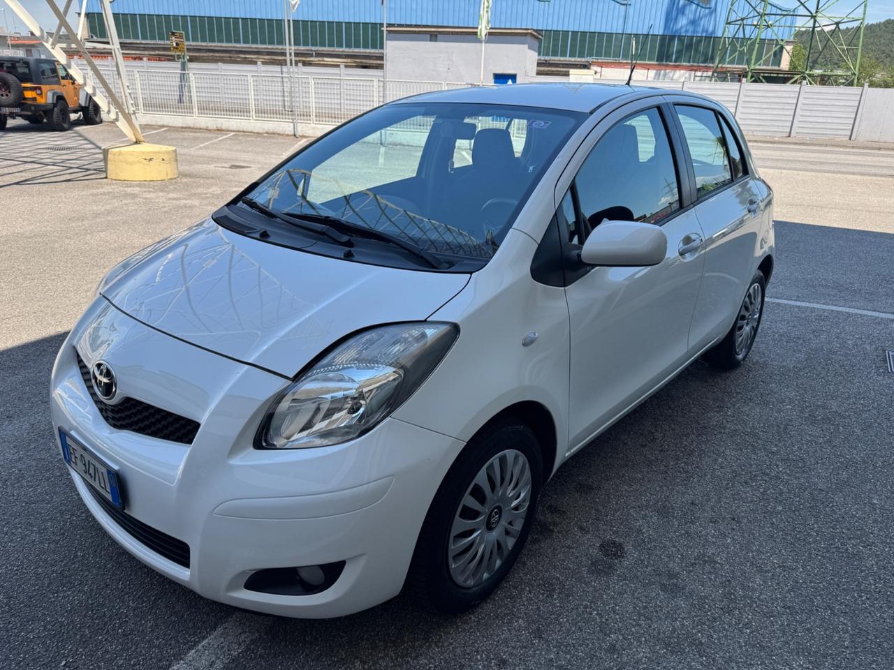 Toyota Yaris 1.0 5 porte 2011