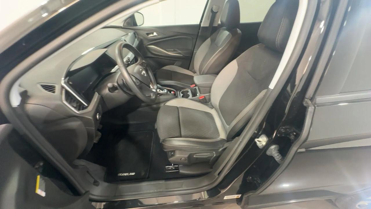 Opel Grandland 1.5 diesel Ecotec aut. Business Elegance