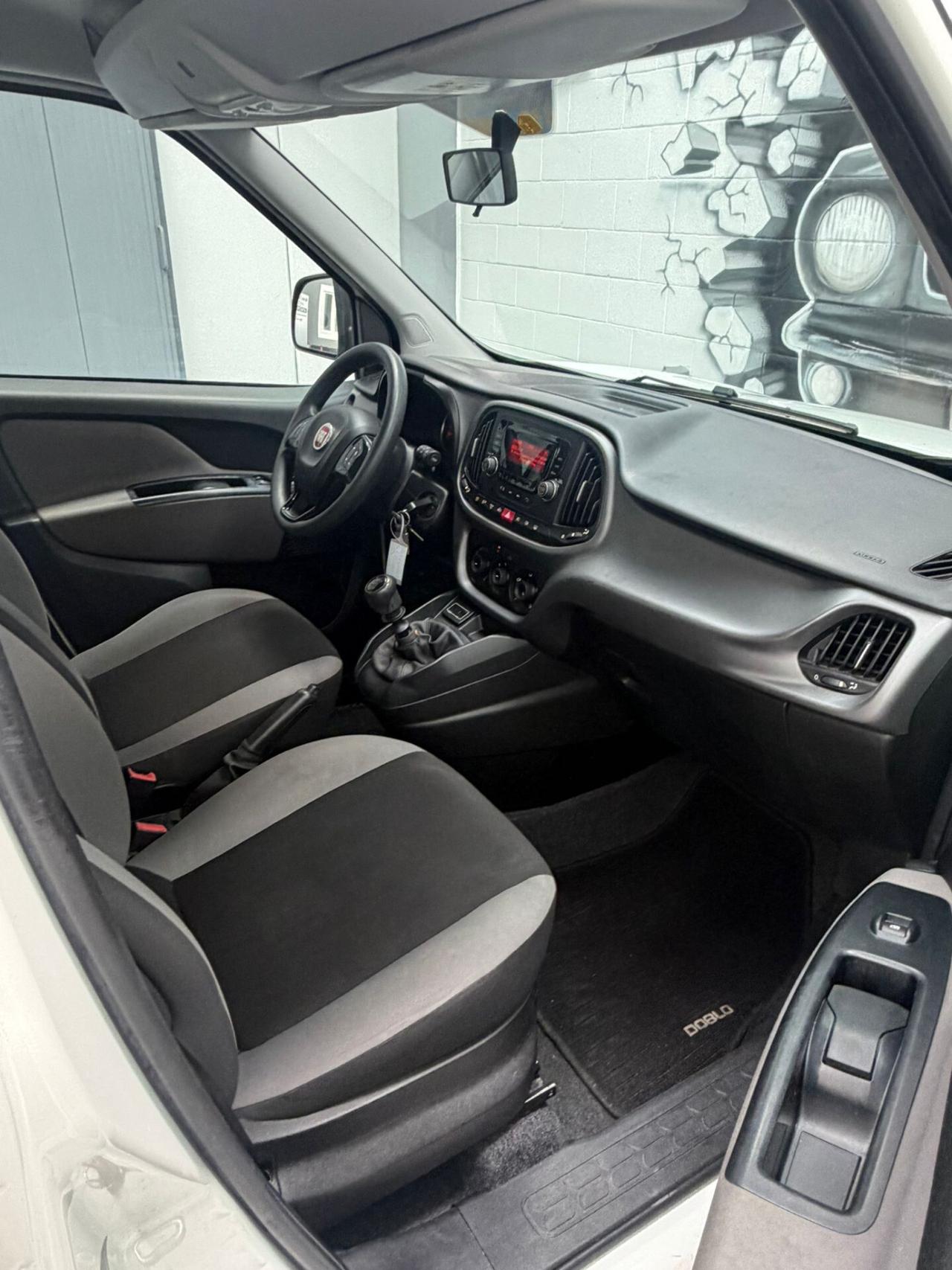 Fiat Doblo II 2015 1.6 mjt 16v Easy 120cv 7 Posti