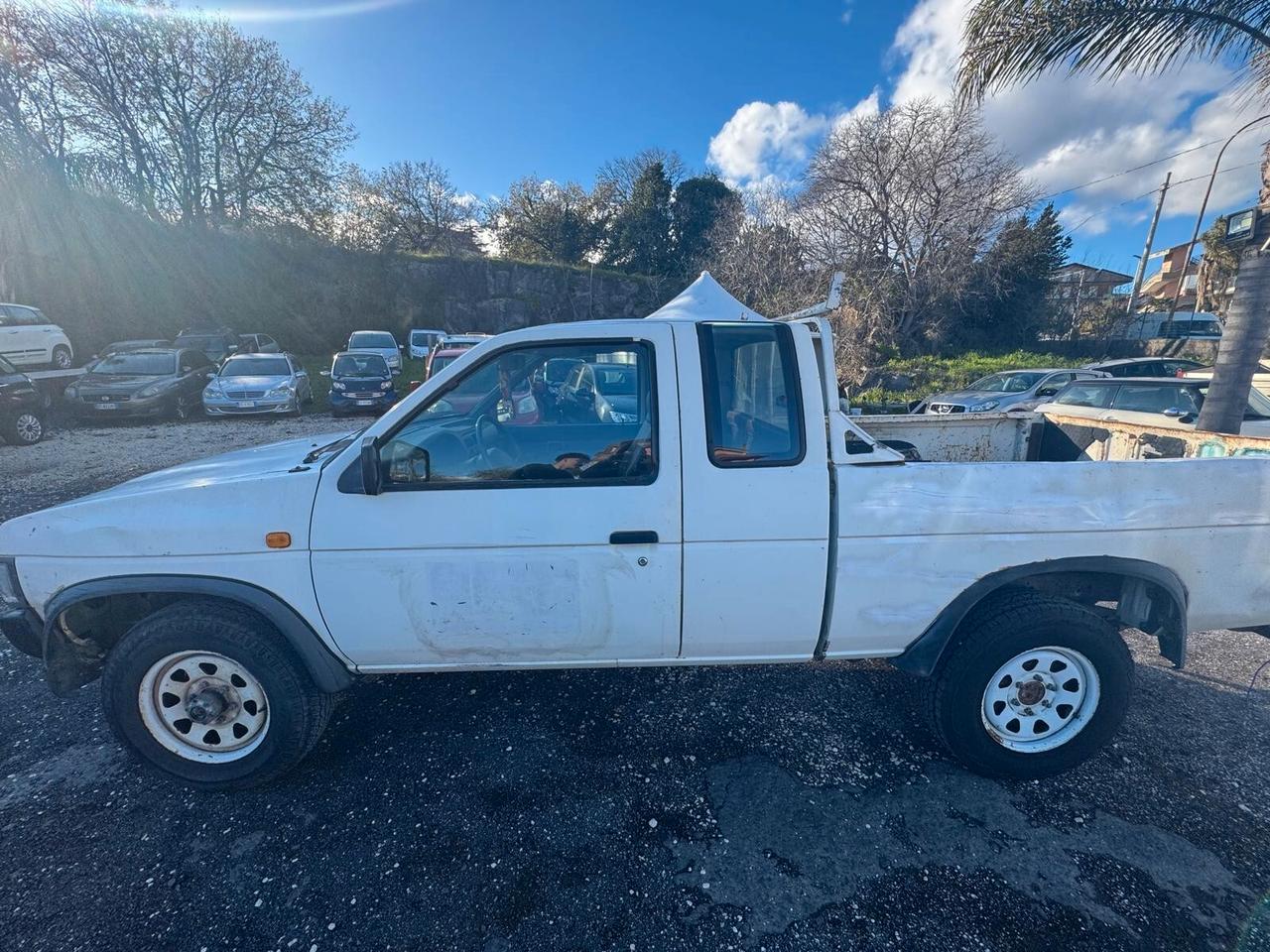 Nissan Pick Up 2.5 diesel 2 porte King Cab