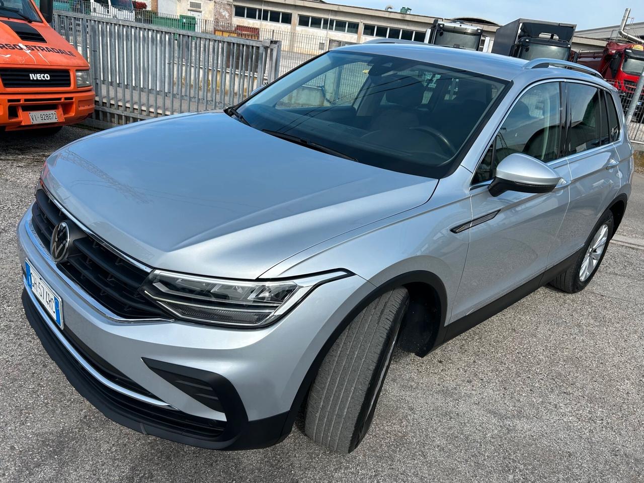 Volkswagen Tiguan 2.0 TDI 150 CV SCR DSG Life