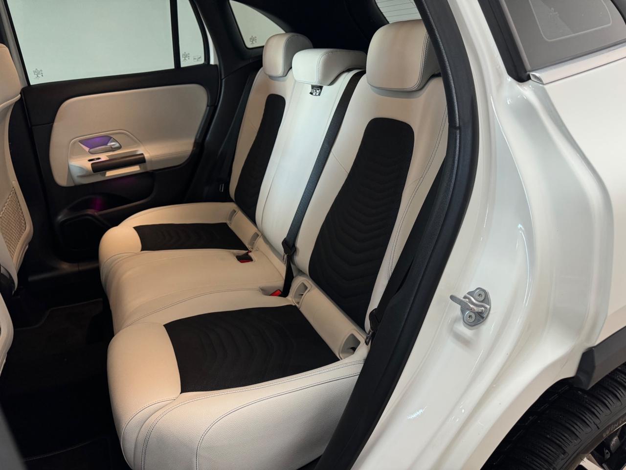 Mercedes-benz GLA 180 d Automatic LUCI AMBIENTE