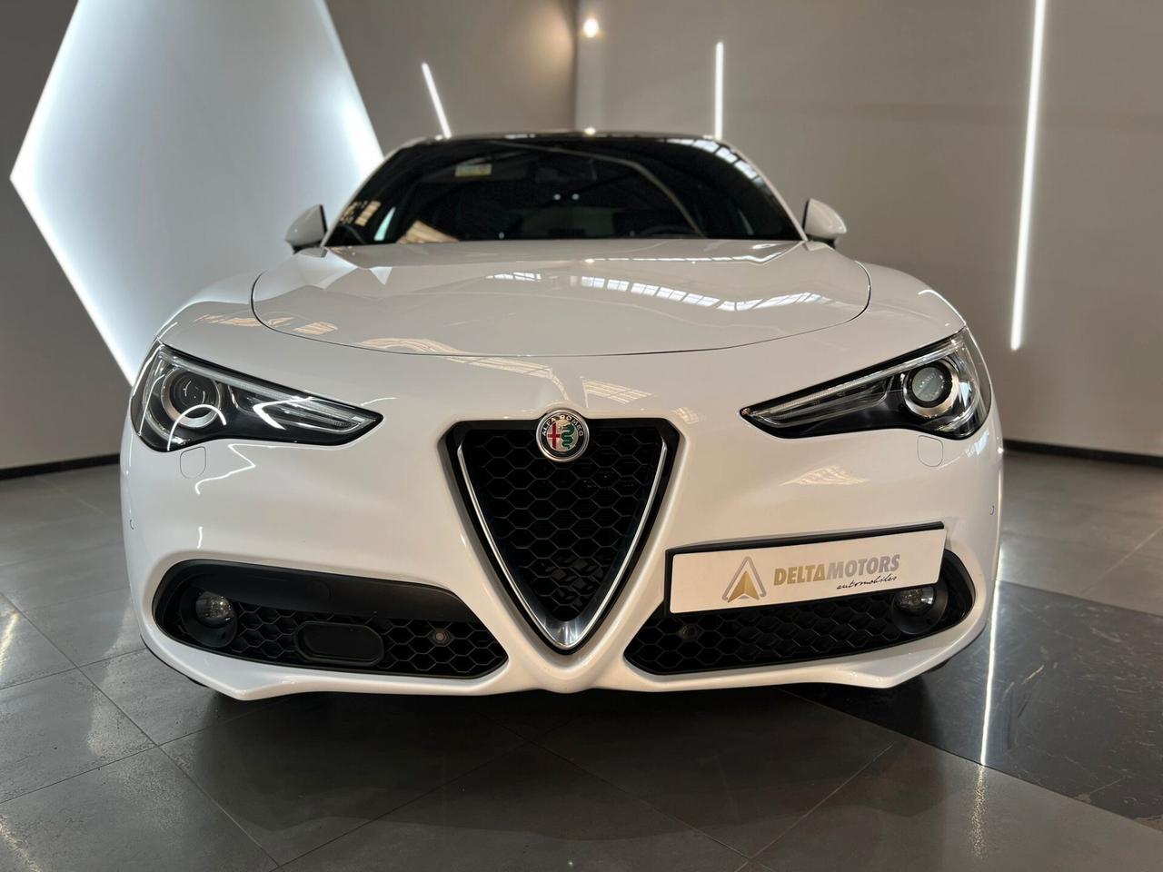 Alfa Romeo Stelvio 2.2 VELOCE Q4