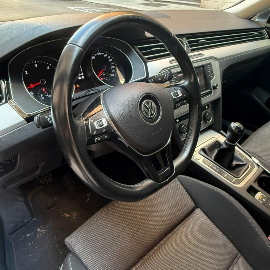 Volkswagen Passat Variant 1.6 TDI - 120CV