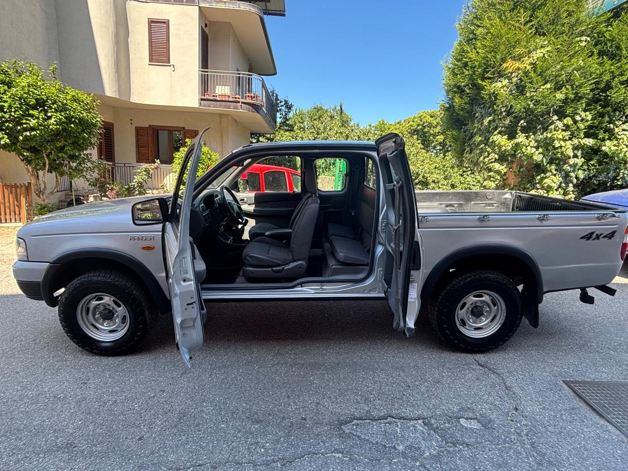 Ford Ranger 2.5 TDI (109CV) 4p. Super Cab Pick-up XL