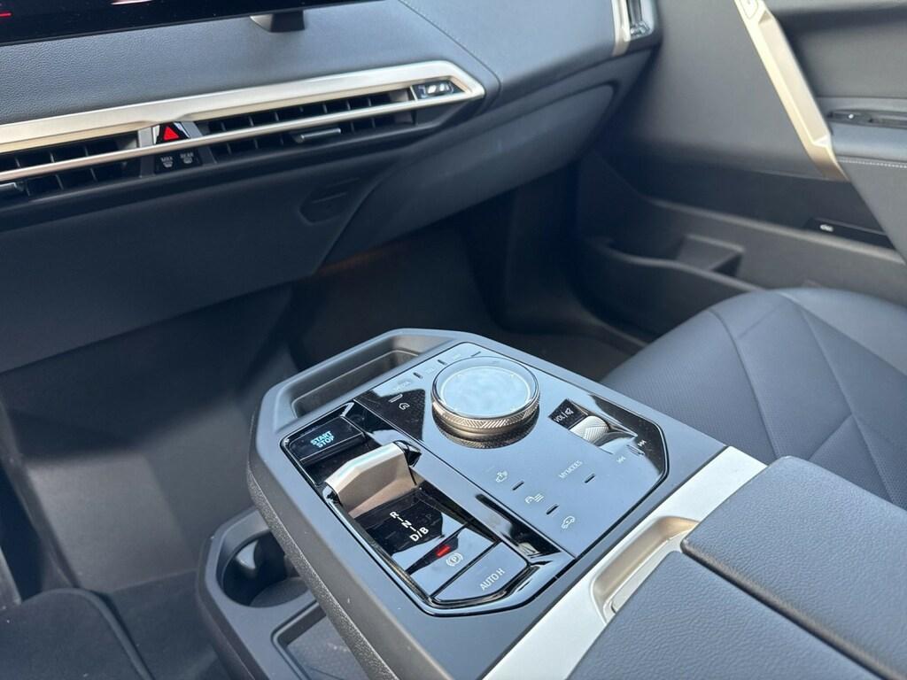 BMW iX 50 pacchetto sportivo xDrive