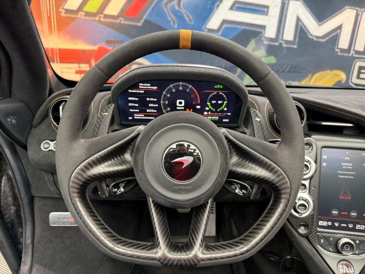 Mclaren 765LT (765)