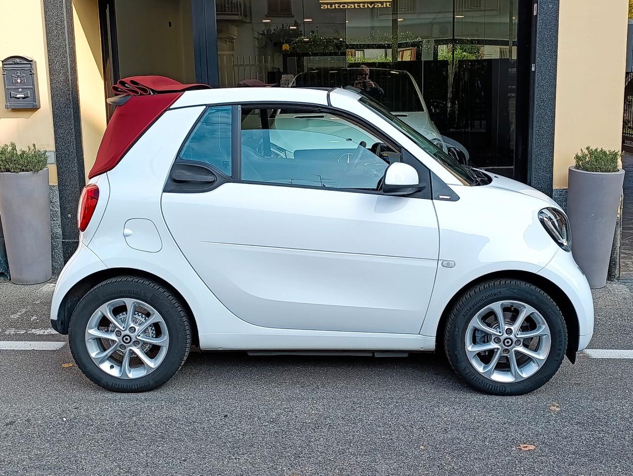 Smart ForTwo 70 1.0 twinamic cabrio Capote Rossa