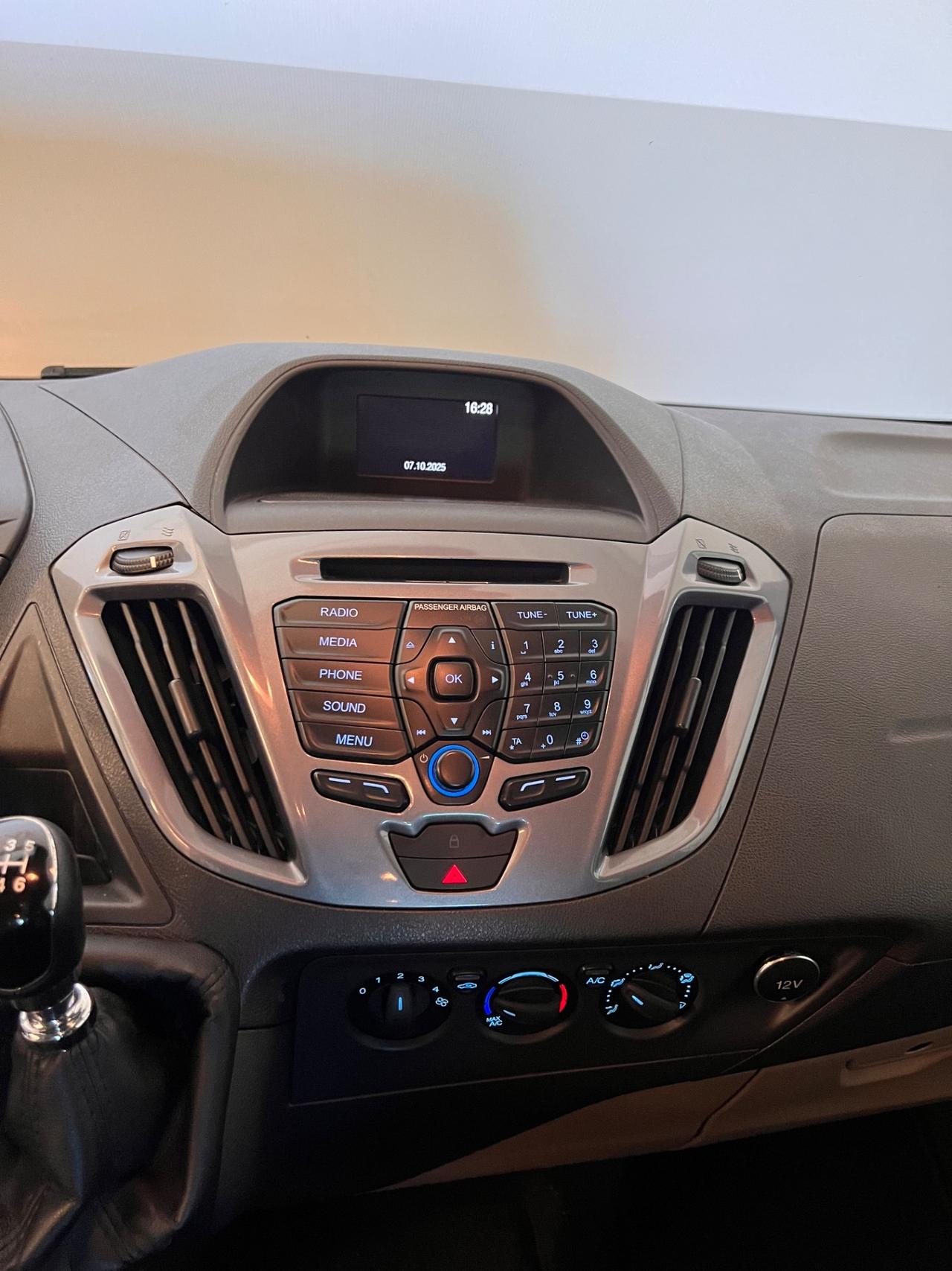 Ford Tourneo Custom 310 2.0 TDCi 130CV PC Titanium
