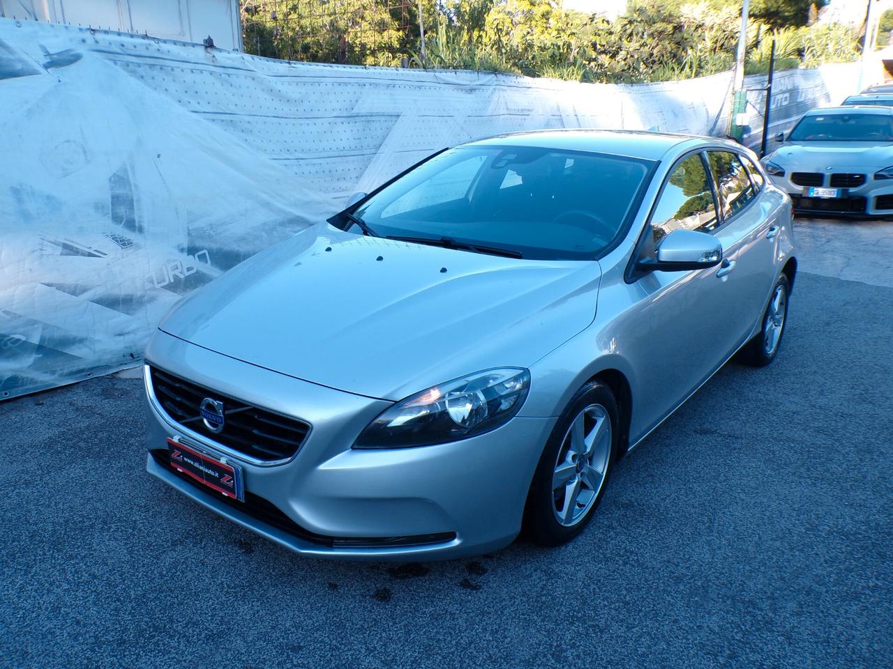 Volvo V40 D2 1.6