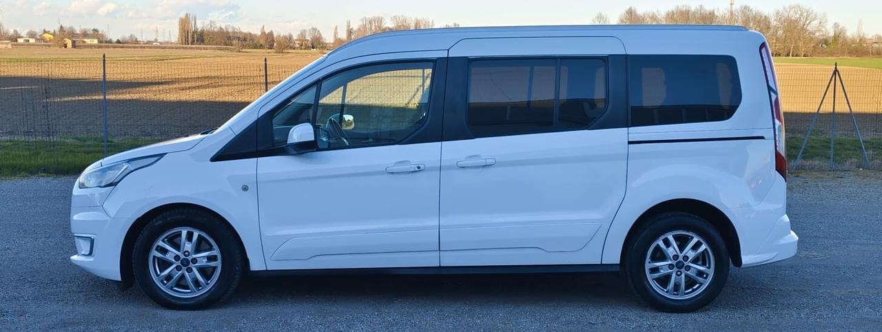 Ford Tourneo Connect Connect7 1.5 TDCi 120 CV Titanium