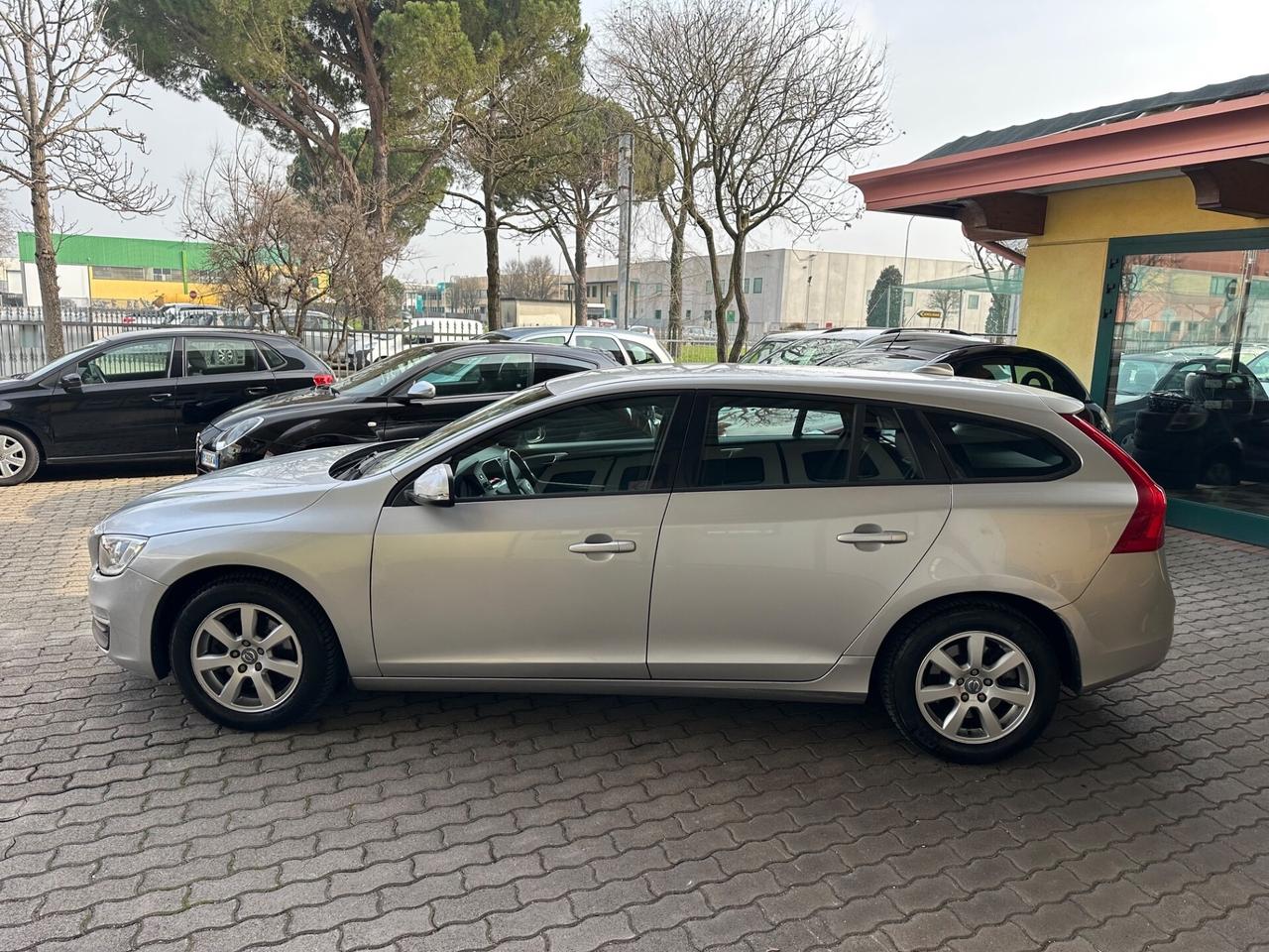 Volvo V60 D5 Kinetic