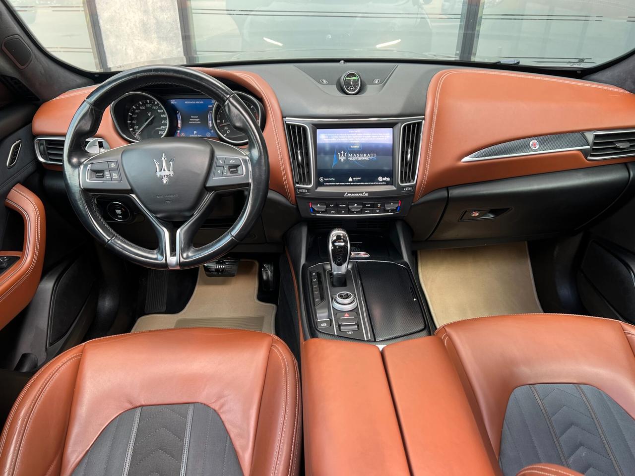 Maserati Levante AWD GRANLUSSO / UNICO PROPRIETARIO