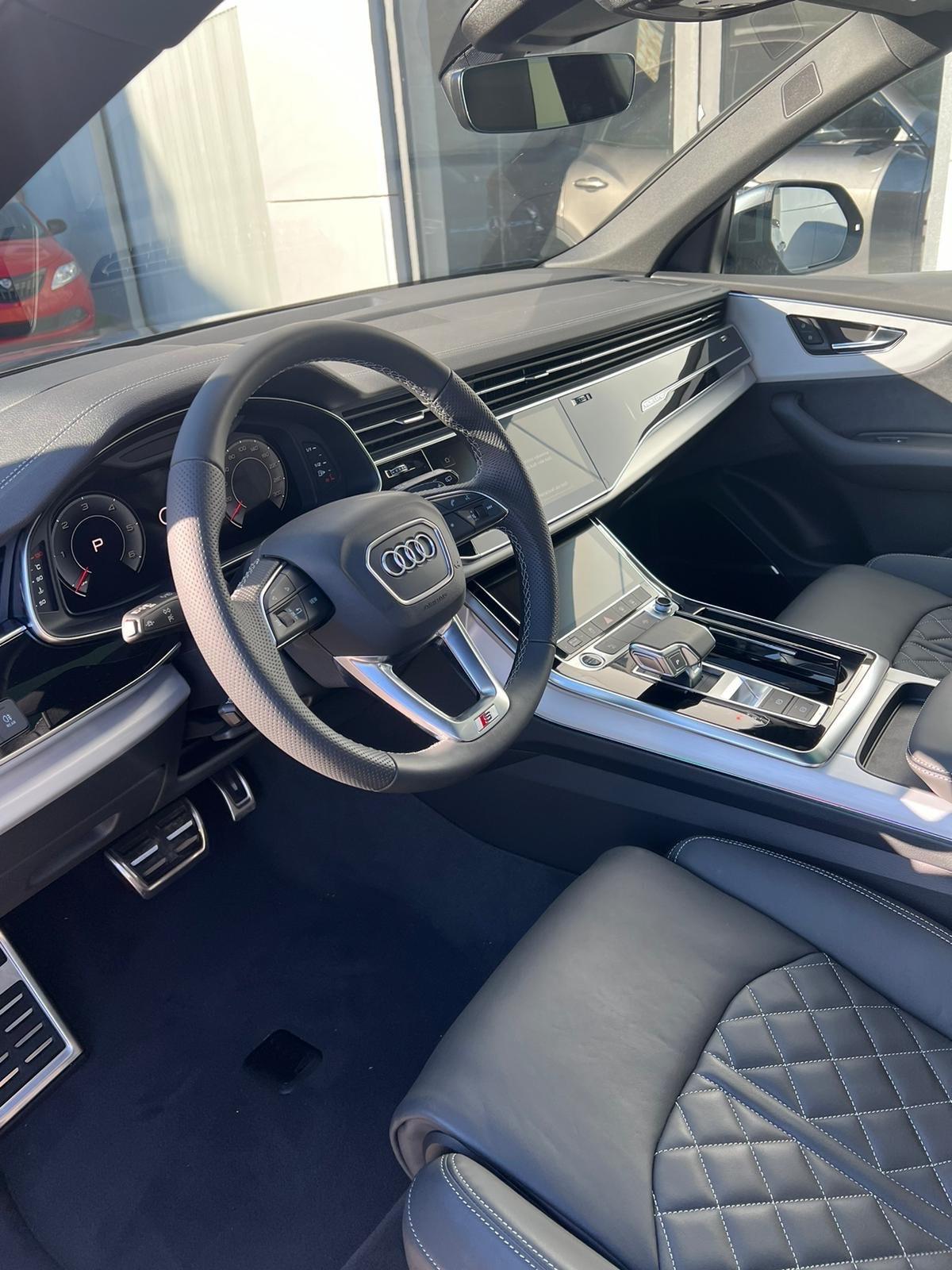 Audi Q8 50 TDI 286 CV quattro tiptronic Sport - anno 2023 - iva esposta - super prezzo €88.900