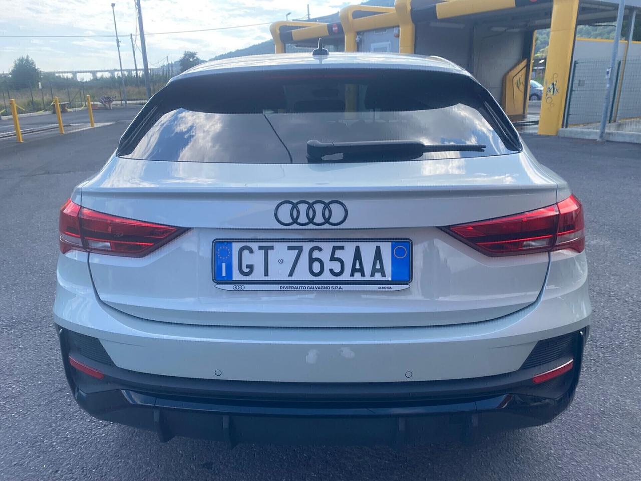 Audi Q3 35 TDI S tronic line edition