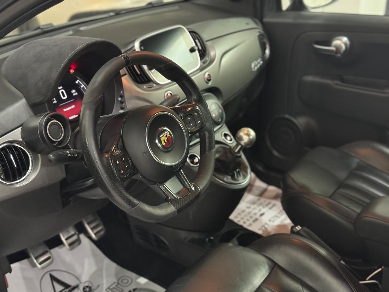 Abarth 695 1.4 Turbo T-Jet XSR Yamaha Limited Edition
