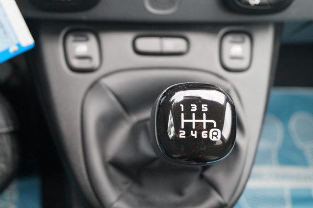 FIAT Panda 1.0 FireFly S&S Hybrid City Life prezzo vero