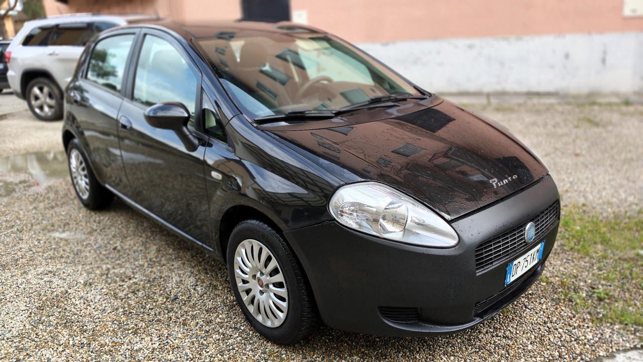 Fiat Grande Punto 1.3 MJT 75 CV 5p Dynamic