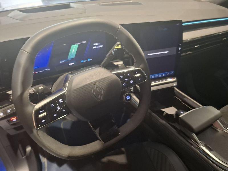 Renault Rafale atelier Alpine Hyper Hybrid E-Tech 4x4
