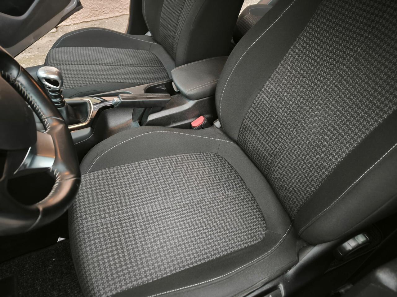 Peugeot 308 HDI 1500 EURO 6 OK NEOPATENTATI