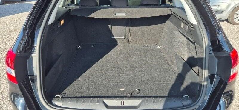 Peugeot 308 308 BlueHDi 130 S&S SW Allure