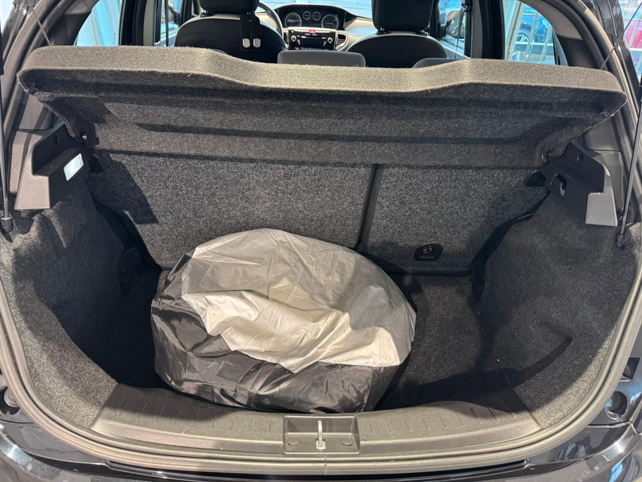 Lancia Ypsilon 1.2 69 CV 5 porte GPL Ecochic Elefantino