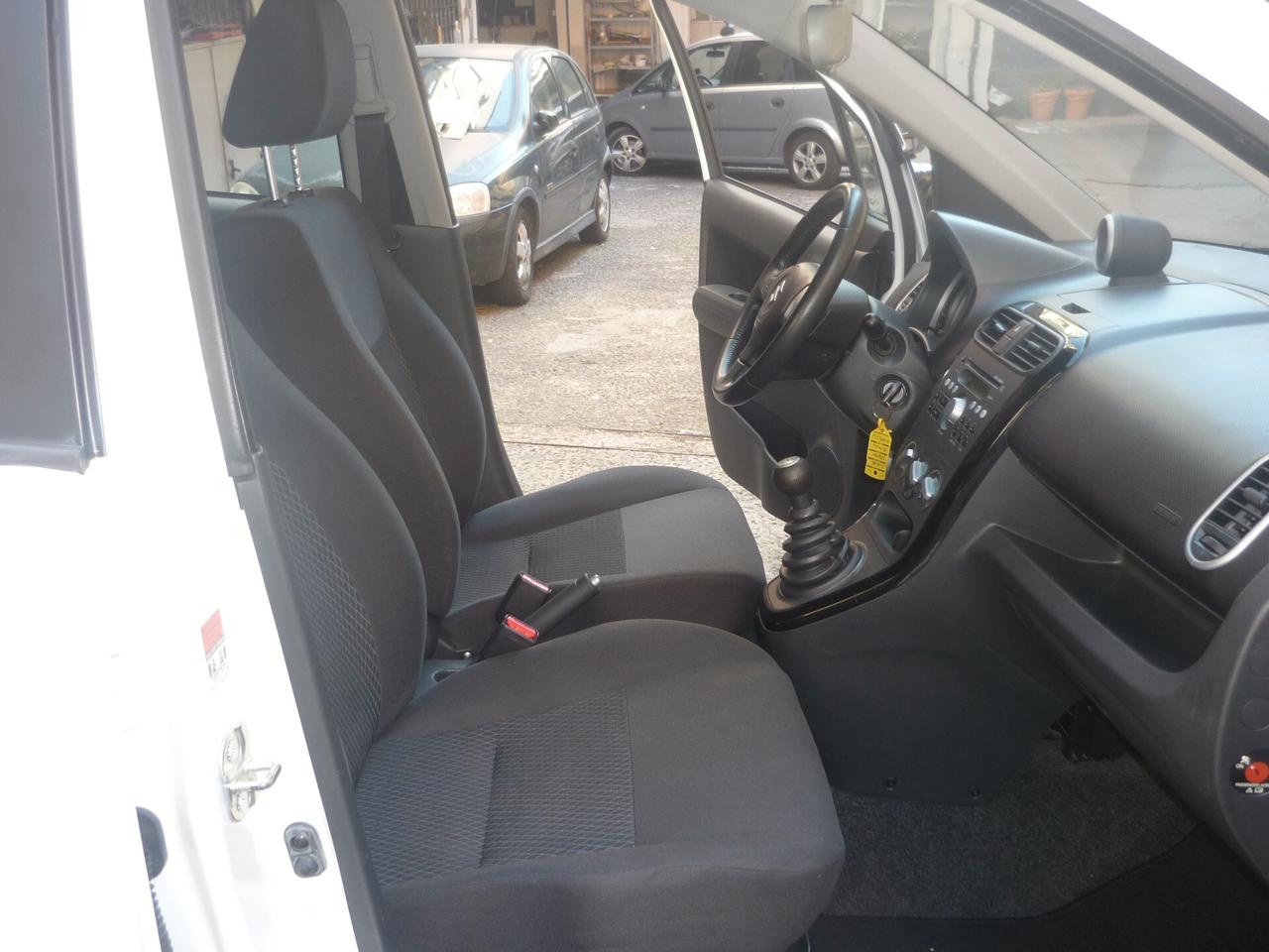 Suzuki Splash 1.0 VVT GL Style