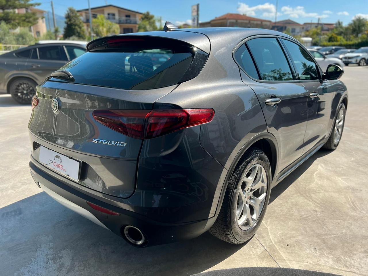 Alfa Romeo Stelvio 2.2 Turbodiesel 160 CV AT8 RWD Business