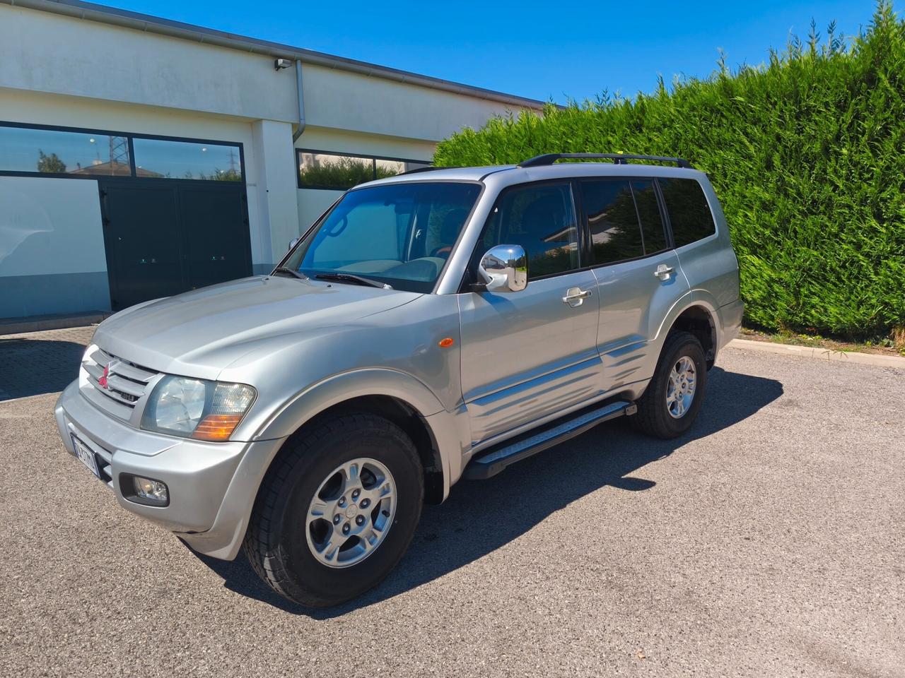 Mitsubishi Pajero 3.2D GANCIO T.R molti lavori fatti