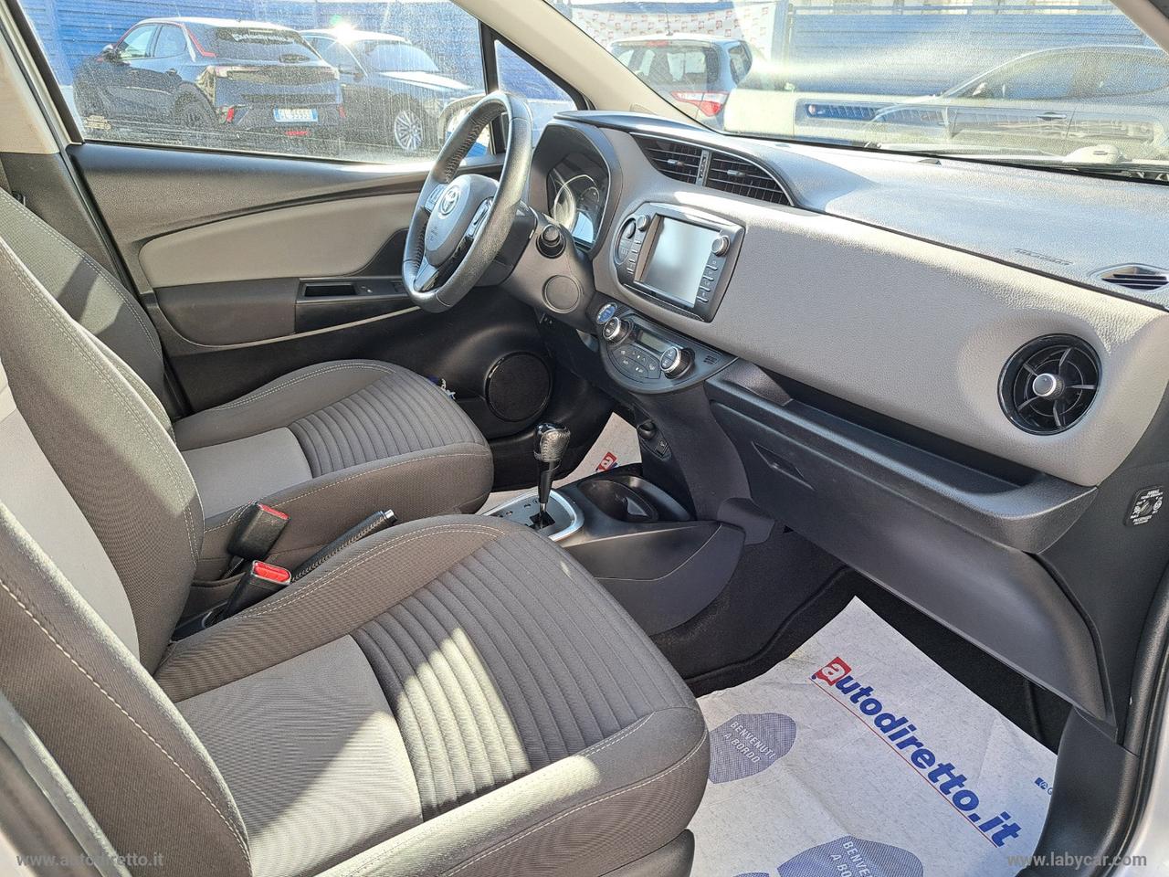 TOYOTA Yaris 1.5 Hybrid 5p. Business