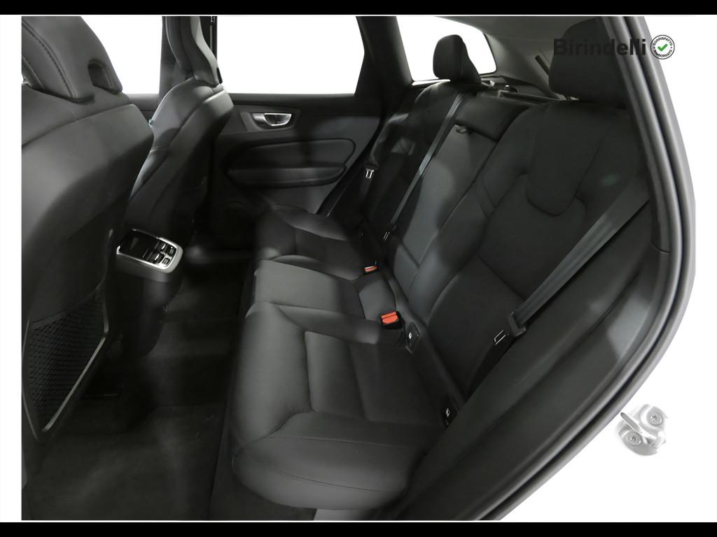 VOLVO XC60 (2017-->) - XC60 B4 (d) AWD automatico Ultimate Dark
