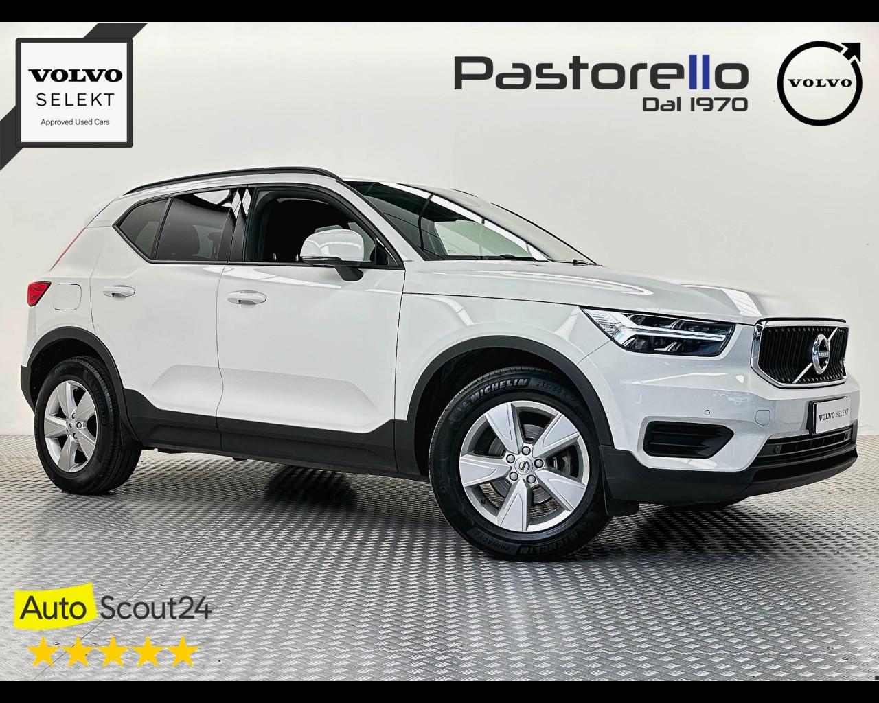 VOLVO XC40 (2017-->) - XC40 T2 Geartronic Momentum