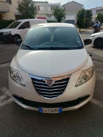Lancia Ypsilon 1.2 69 CV 5 porte S&S Silver