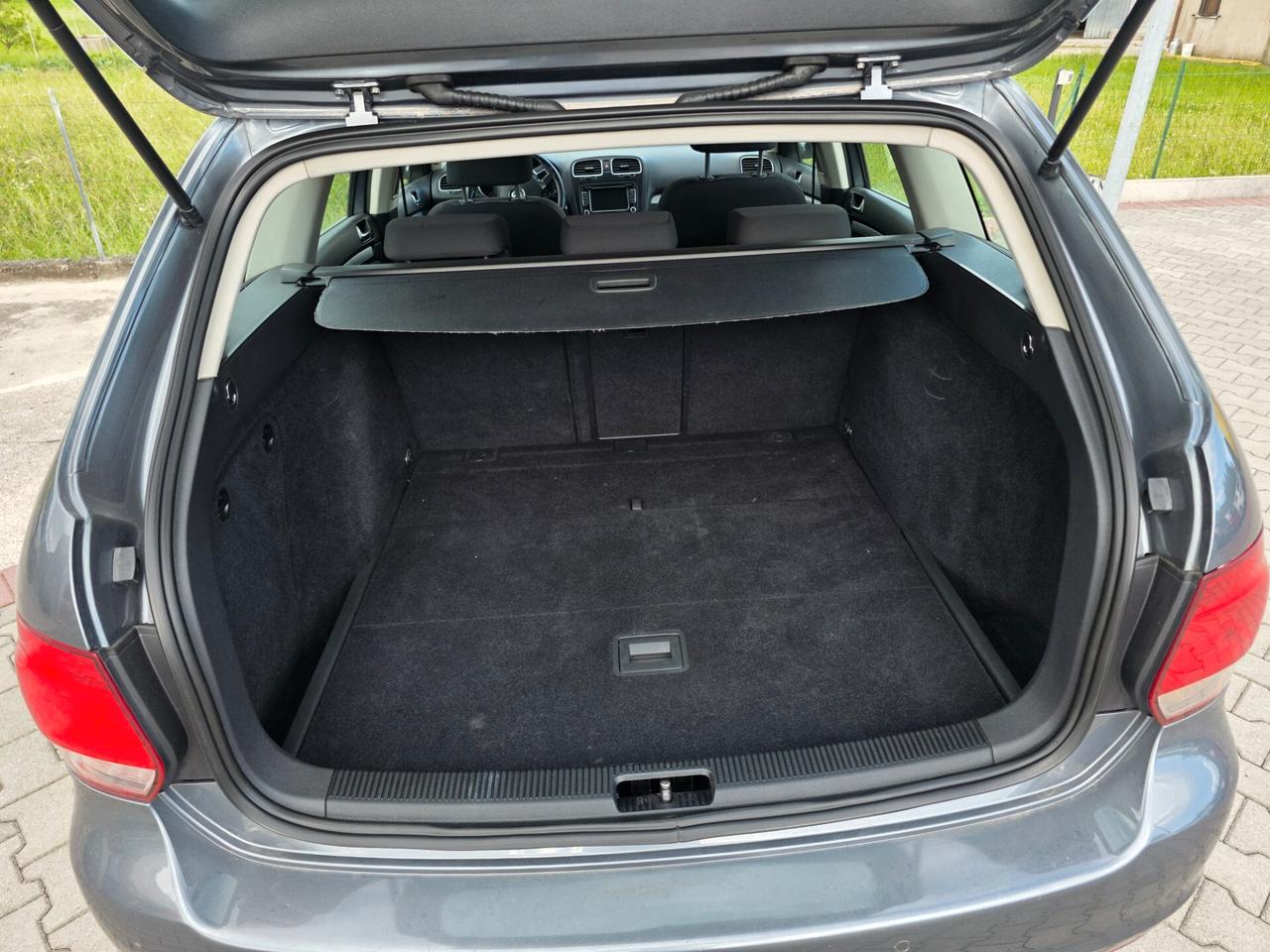 Volkswagen Golf Variant 2.0 TDI 140CV perfetta e garantita