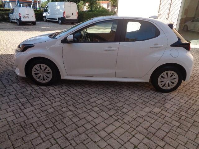 Toyota Yaris 1.0 5 porte Active