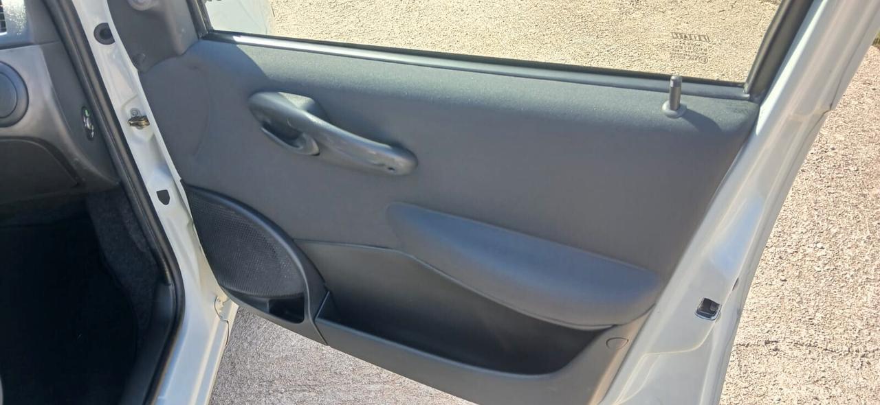 Fiat Punto Classic 1.2 NaActivetural Power - 2009