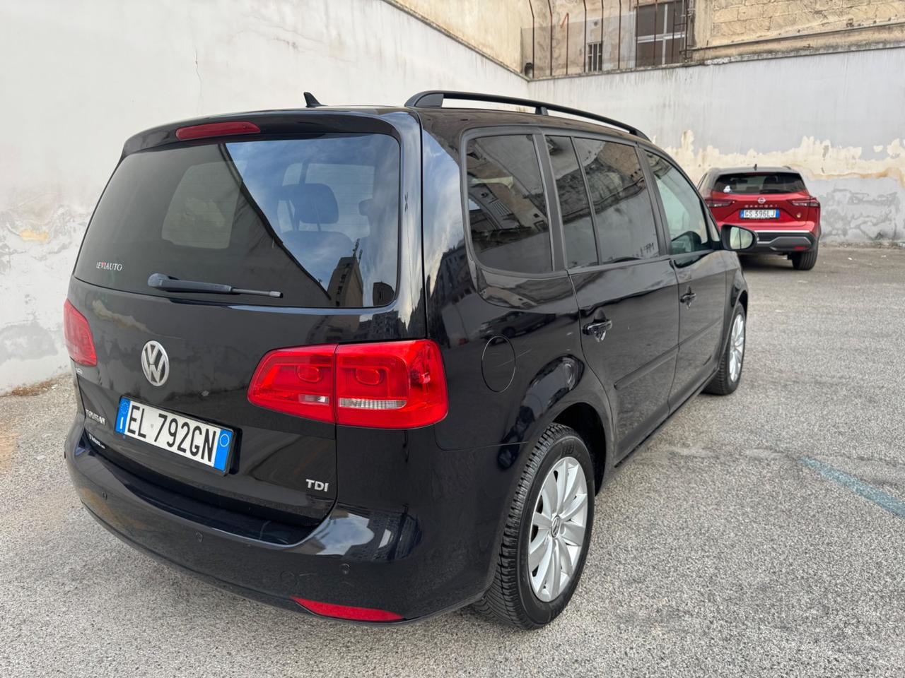 Volkswagen Touran Business 1.6 TDI Comfortline