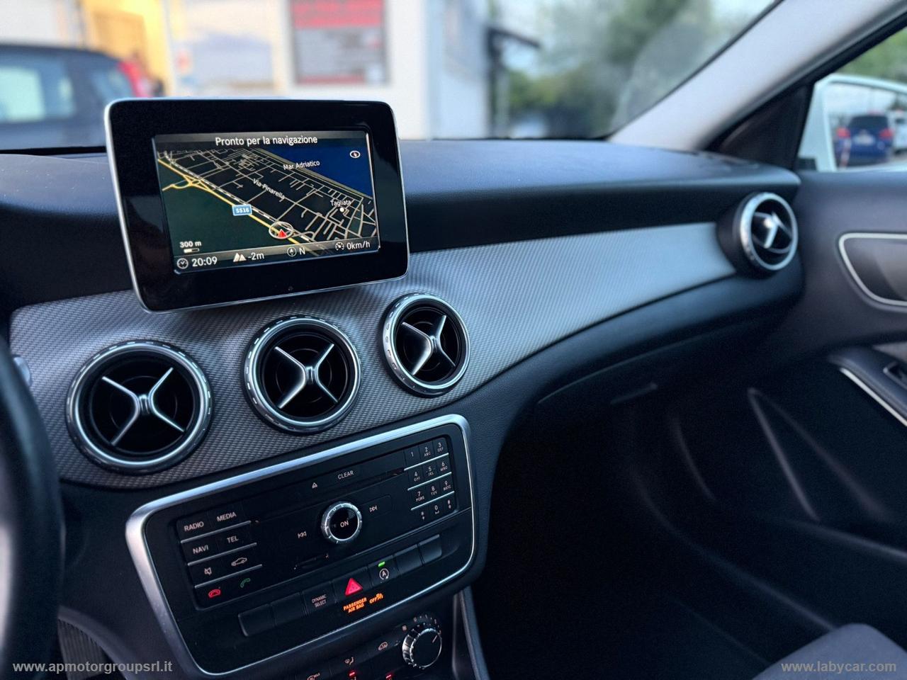 MERCEDES-BENZ GLA 180 d Automatic Executive