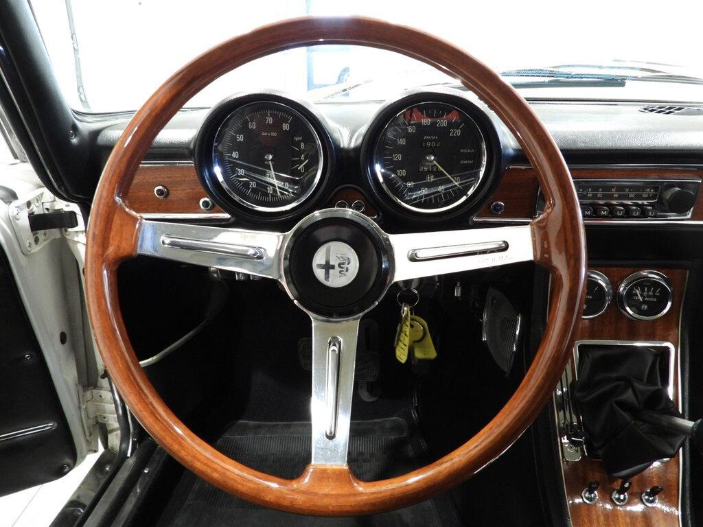 Alfa Romeo Spider GT 1750 VELOCE TIPO 105.44
