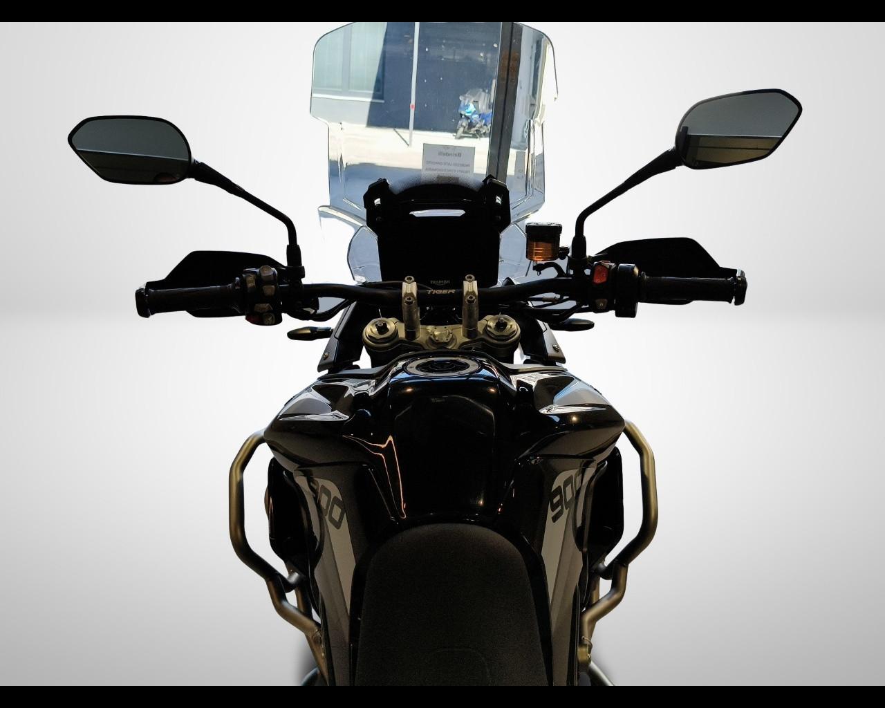 TRIUMPH Tiger 900 - GT Pro