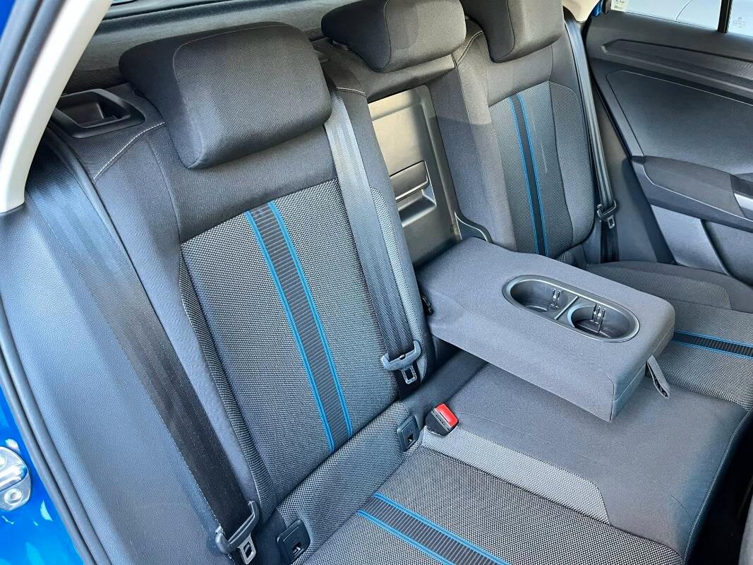 Volkswagen T-Roc 1.6 tdi Style