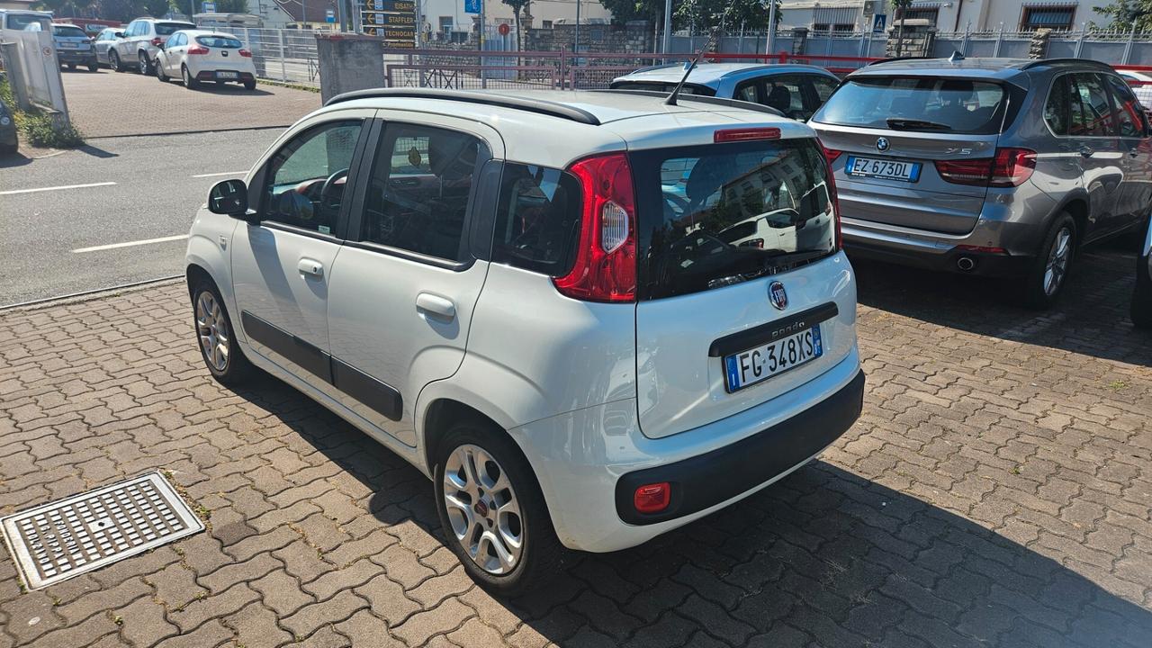 Fiat Panda 1.2 Lounge 69cv 5 POSTI-NEOPATENTATI